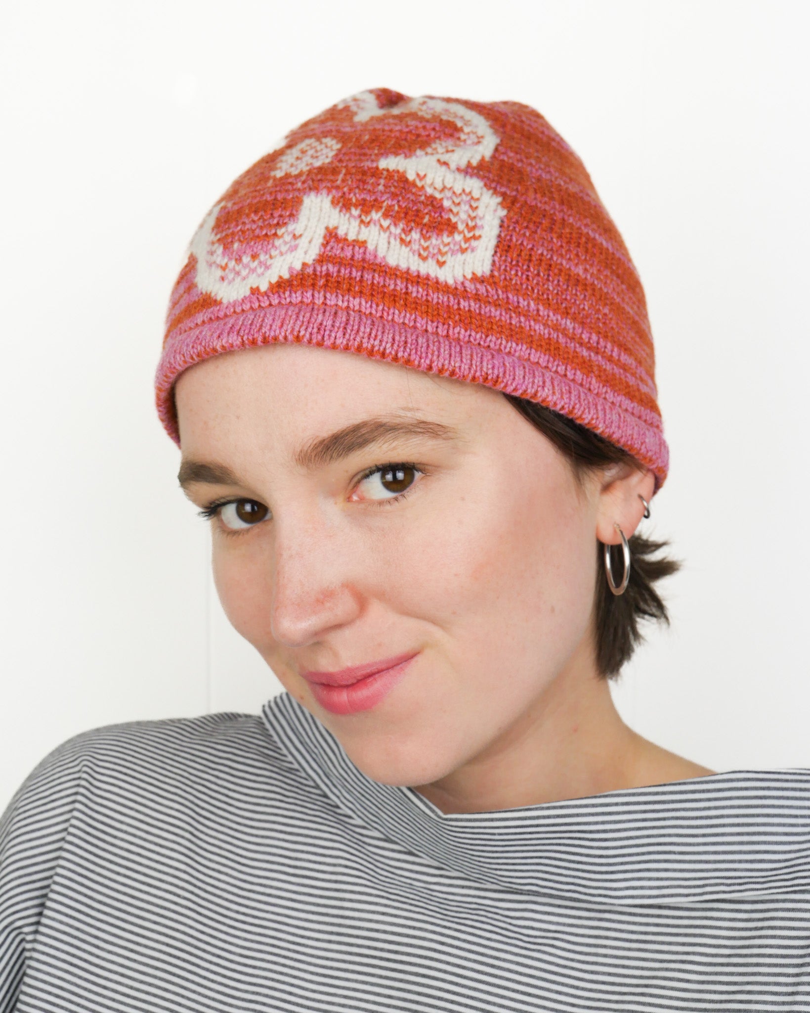 Daisy Beanie - Pink / Orange / White